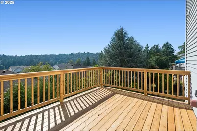 15330 SE Ogden Dr, Portland, OR 97236 - Photo 29