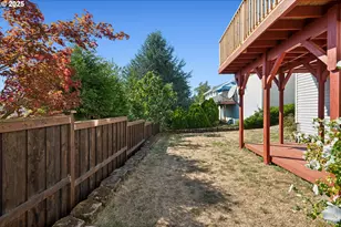15330 SE Ogden Dr, Portland, OR 97236 - Photo 33