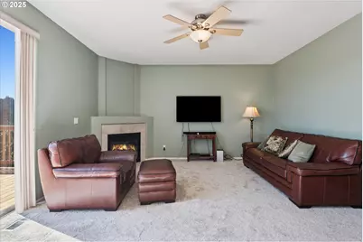 15330 SE Ogden Dr, Portland, OR 97236 - Photo 15