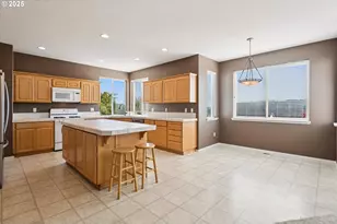 15330 SE Ogden Dr, Portland, OR 97236 - Photo 9