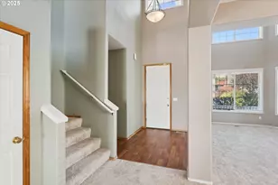 15330 SE Ogden Dr, Portland, OR 97236 - Photo 3