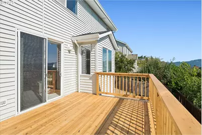 15330 SE Ogden Dr, Portland, OR 97236 - Photo 31