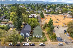 4833 N Commercial Ave, Portland, OR 97217 - Photo 39