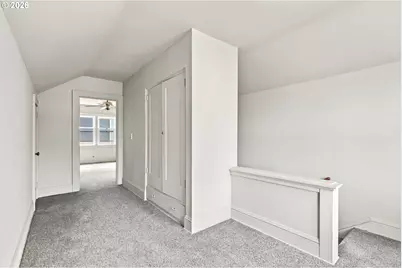 4833 N Commercial Ave, Portland, OR 97217 - Photo 31