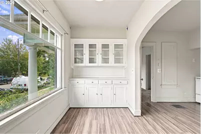 4833 N Commercial Ave, Portland, OR 97217 - Photo 11