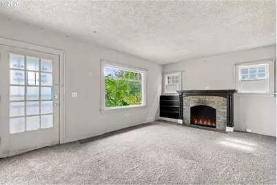 4833 N Commercial Ave, Portland, OR 97217 - Photo 19