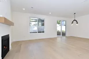 14205 SE Cannon St, Portland, OR 97236 - Photo 5