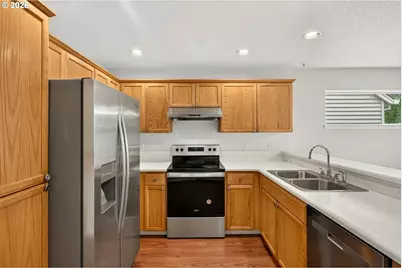 16972 NW Arizona Dr, Beaverton, OR 97006 - Photo 11