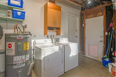 759 SE Elm St, Dundee, OR 97115 - Photo 23