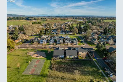 759 SE Elm St, Dundee, OR 97115 - Photo 39