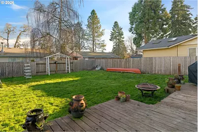 759 SE Elm St, Dundee, OR 97115 - Photo 27