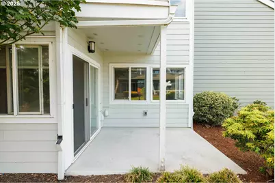 125 N Hayden Bay Dr, Portland, OR 97217 - Photo 25