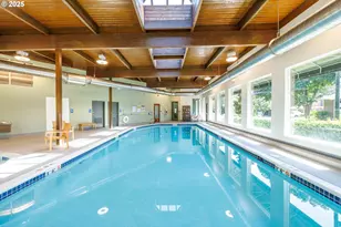 125 N Hayden Bay Dr, Portland, OR 97217 - Photo 33