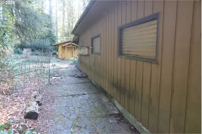 64250 E McIntyre Rd, Rhododendron, OR 97049 - Photo 15
