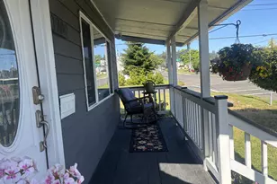 1789 14th St, North Bend, OR 97459 - Photo 5