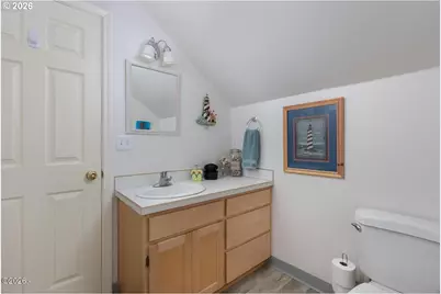 2716 NW Jetty Ave, Lincoln City, OR 97367 - Photo 19