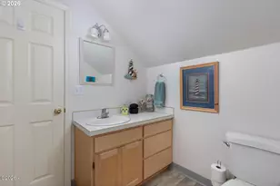 2716 NW Jetty Ave, Lincoln City, OR 97367 - Photo 19