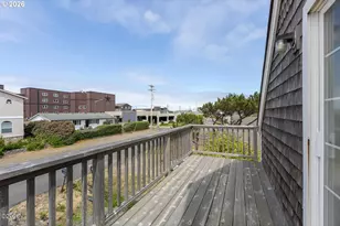 2716 NW Jetty Ave, Lincoln City, OR 97367 - Photo 21