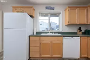 2716 NW Jetty Ave, Lincoln City, OR 97367 - Photo 9