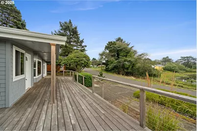 1064 S Front St, Rockaway Beach, OR 97136 - Photo 25