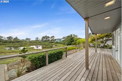 1064 S Front St, Rockaway Beach, OR 97136 - Photo 23