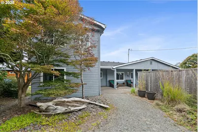 1064 S Front St, Rockaway Beach, OR 97136 - Photo 29