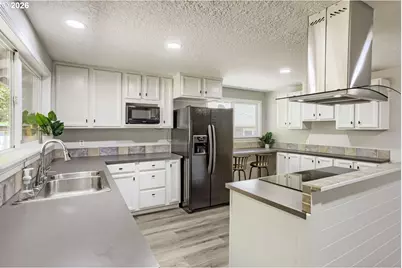 10085 SW Serena Way, Tigard, OR 97224 - Photo 9
