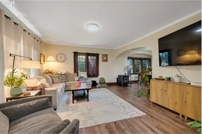 2410 3rd St, Tillamook, OR 97141 - Photo 3