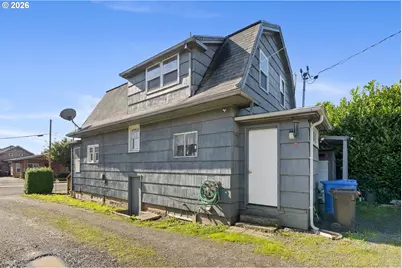 2410 3rd St, Tillamook, OR 97141 - Photo 21