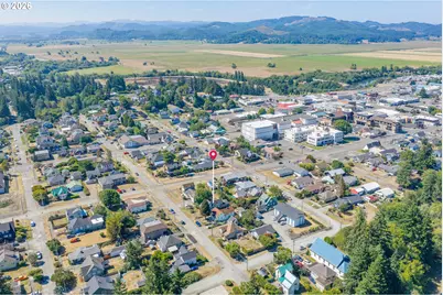 343 N Elliott St, Coquille, OR 97423 - Photo 9