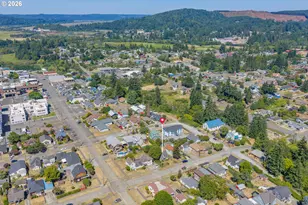 343 N Elliott St, Coquille, OR 97423 - Photo 11
