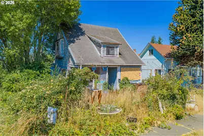343 N Elliott St, Coquille, OR 97423 - Photo 1