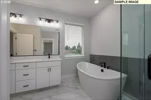 15241 S E Towers Ter, Milwaukie, OR 97267 - Photo 17