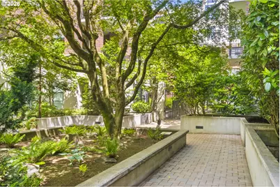 821 NW 11th Ave #609, Portland, OR 97209 - Photo 29