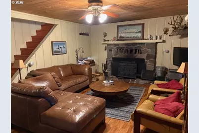 22745 Highway 58, Crescent Lake, OR 97733 - Photo 9