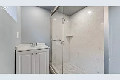 7305 N Fenwick Ave, Portland, OR 97217 - Photo 27