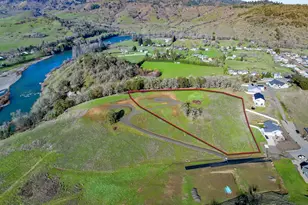 01 Palmdale Ave, Roseburg, OR 97471 - Photo 1