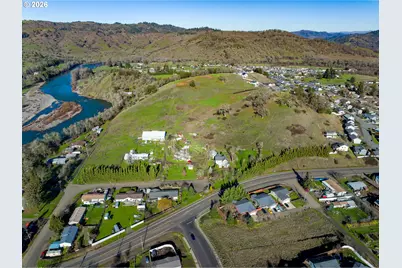 01 Palmdale Ave, Roseburg, OR 97471 - Photo 21