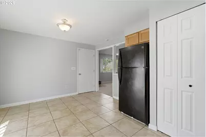 6518 SE 93rd Ave, Portland, OR 97266 - Photo 9