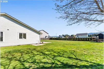 407 E Wilson St, Yacolt, WA 98675 - Photo 33