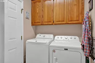 212 Chimney Rock Ln, Eugene, OR 97404 - Photo 37