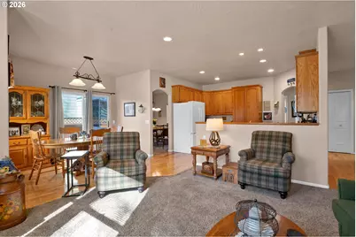 212 Chimney Rock Ln, Eugene, OR 97404 - Photo 19
