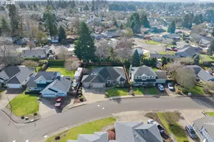 212 Chimney Rock Ln, Eugene, OR 97404 - Photo 3