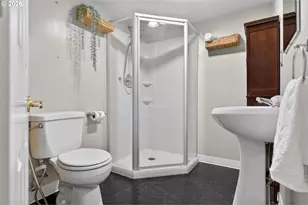 222 SE 62nd Ave, Portland, OR 97215 - Photo 29