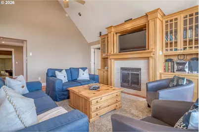 5020 NW Lee Ave, Lincoln City, OR 97367 - Photo 5