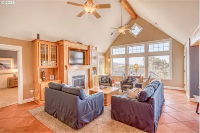 5020 NW Lee Ave, Lincoln City, OR 97367 - Photo 3