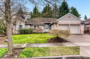 616 NW Pacific Grove Dr, Beaverton, OR 97006 - Photo 3