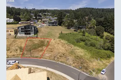 215 NE Upper Basso Cir, Stevenson, WA 98648 - Photo 1