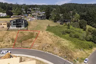 215 NE Upper Basso Cir, Stevenson, WA 98648 - Photo 1