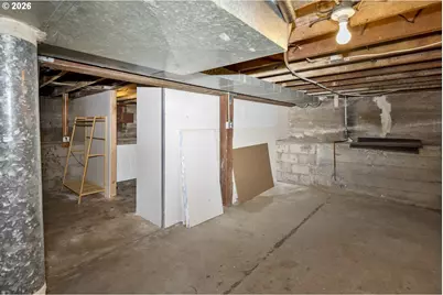 5035 NE 6th Ave, Portland, OR 97211 - Photo 37